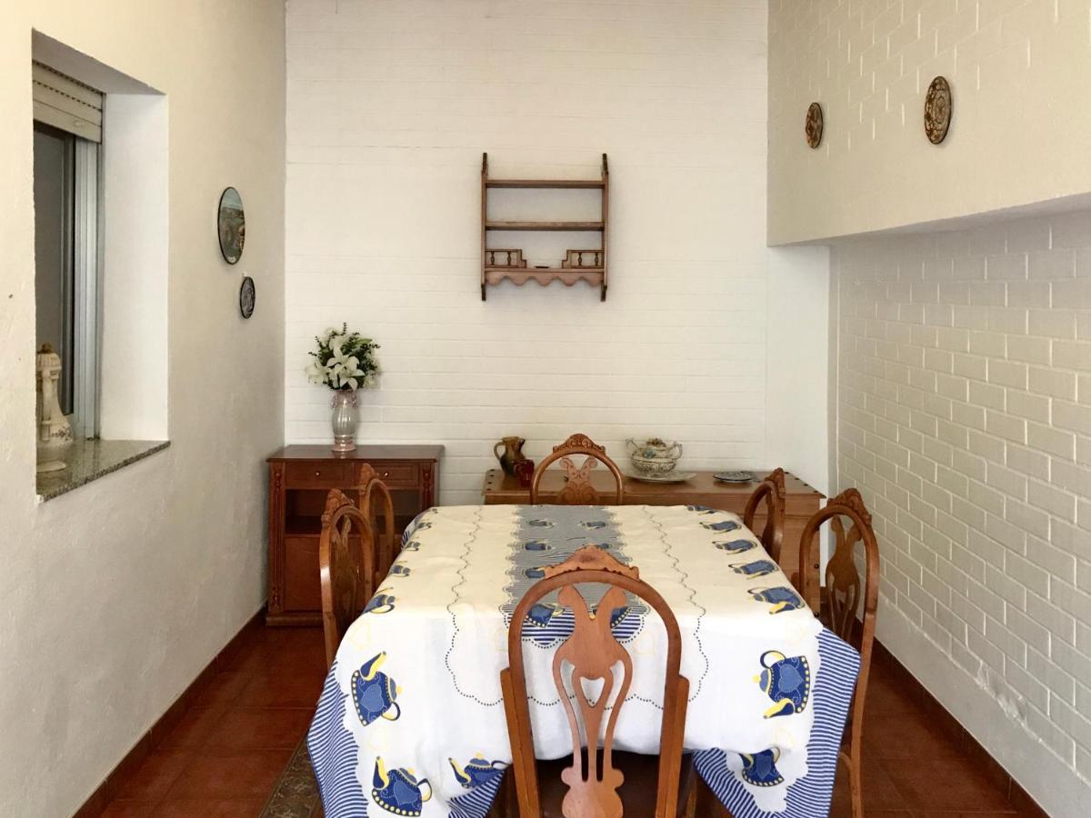 Casa De La Abuela Villa Fabero Luaran gambar